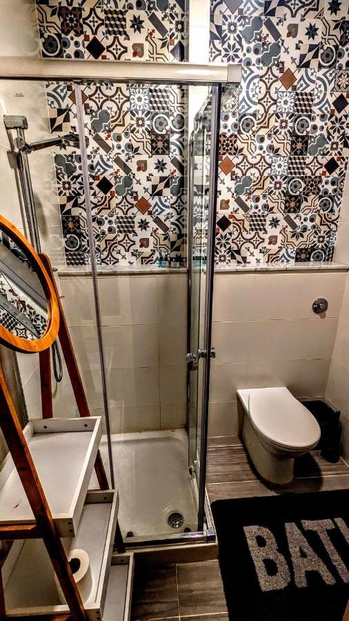 Quiet Ensuite Budget Twin Room سليمة المظهر الخارجي الصورة